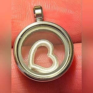 🌟💛 .999 FINE SILVER HEART FLOATING PENDANT 20MM